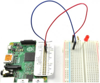 Connecting breadboard for LED control with Raspberry Pi